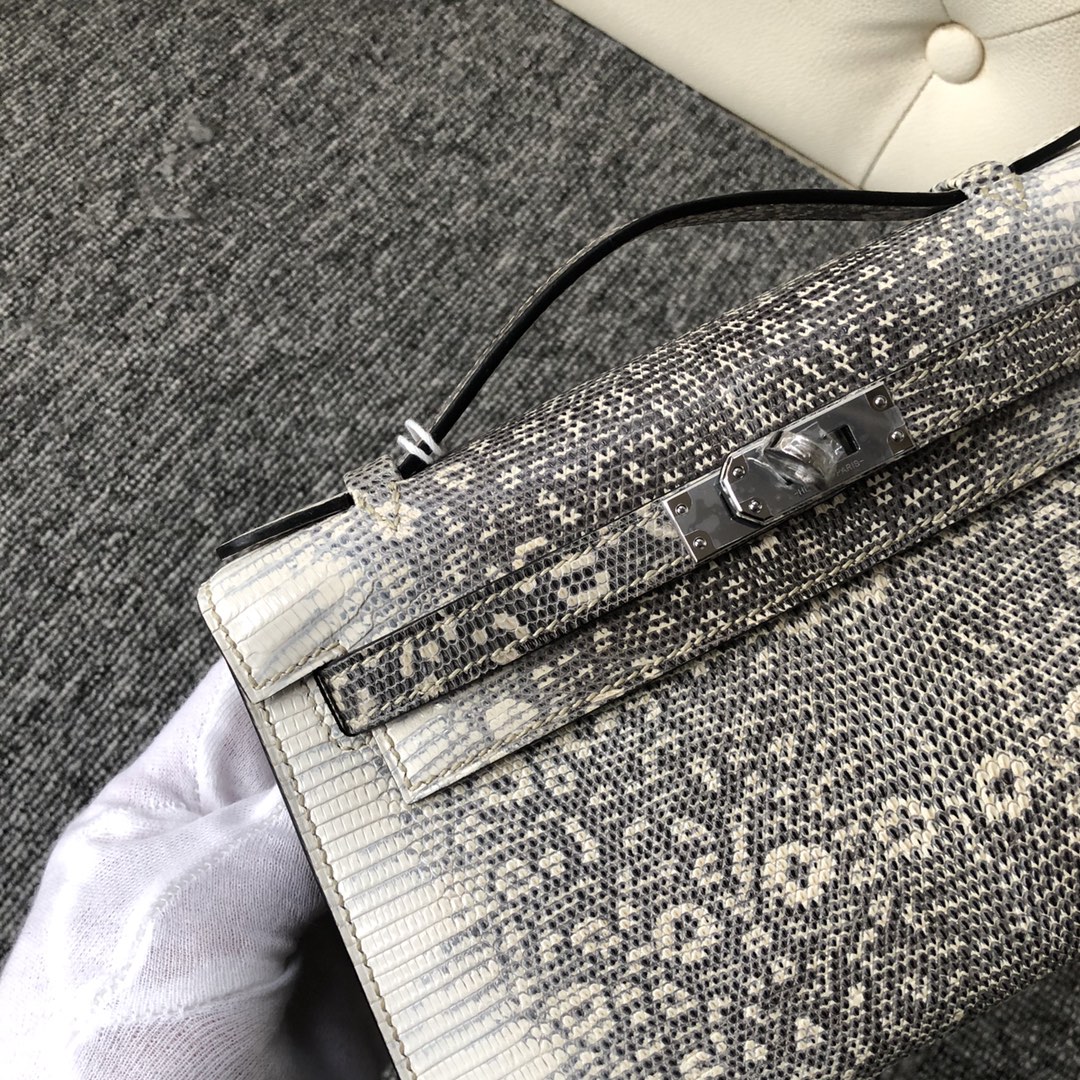 에르메스 미니 켈리백22 히말라야 은장 리자드 가죽